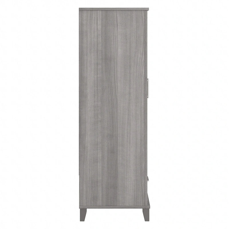 Hoge opbergkast met deuren en lade