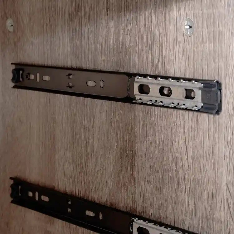 Holzkommode mit 9 Schubladen und oberem Ablagefach