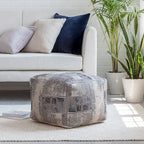 Pouf carré gris et ivoire de 22 pouces