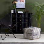 Pouf carré gris et ivoire de 22 pouces